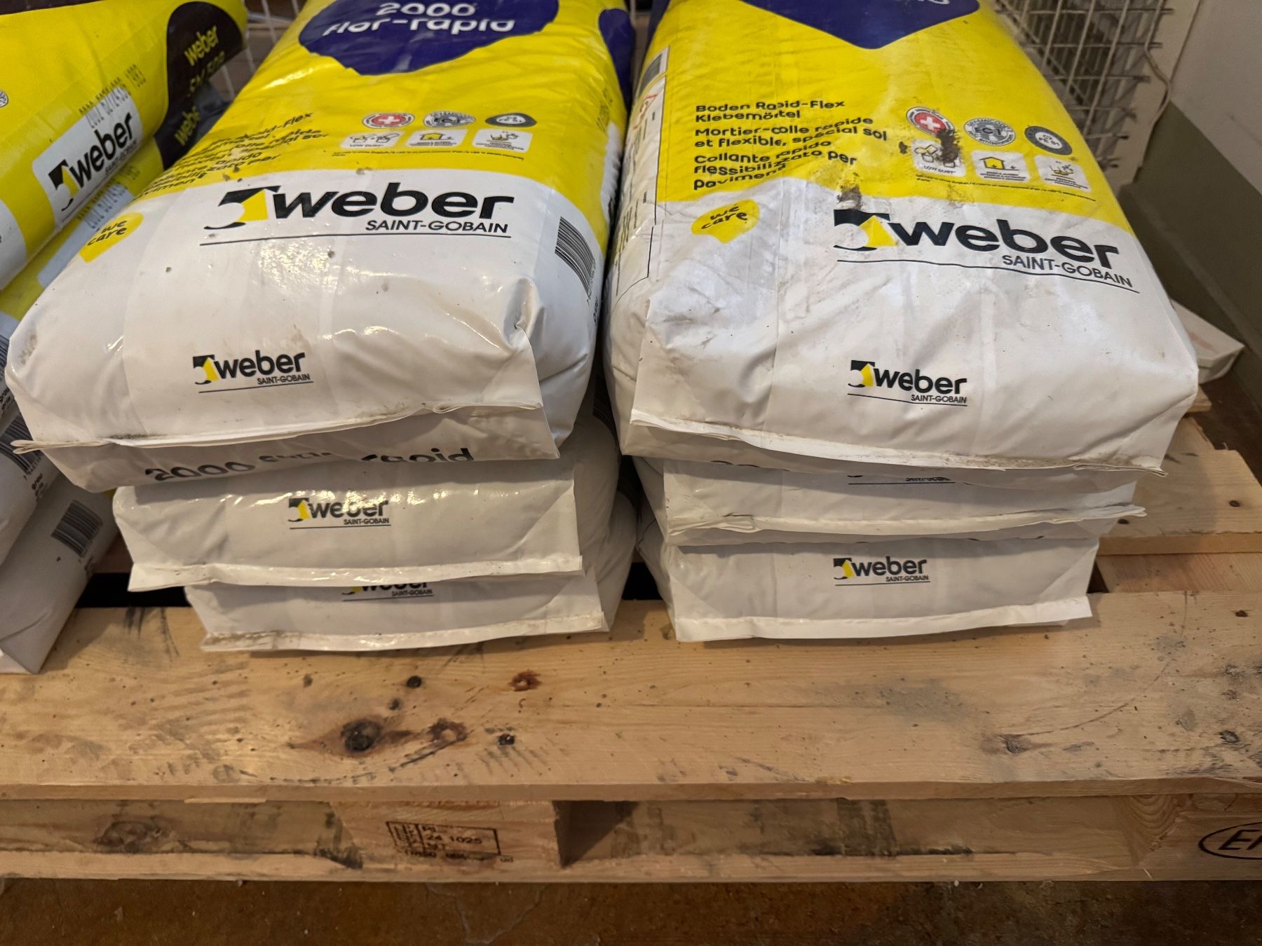 Materiale di riempimento: 6 Säcke Weber Boden Rapid-Flex Klebemörtel 2000 flor-rapid – Usato da Aarwangen venduto da rudolf1960 1