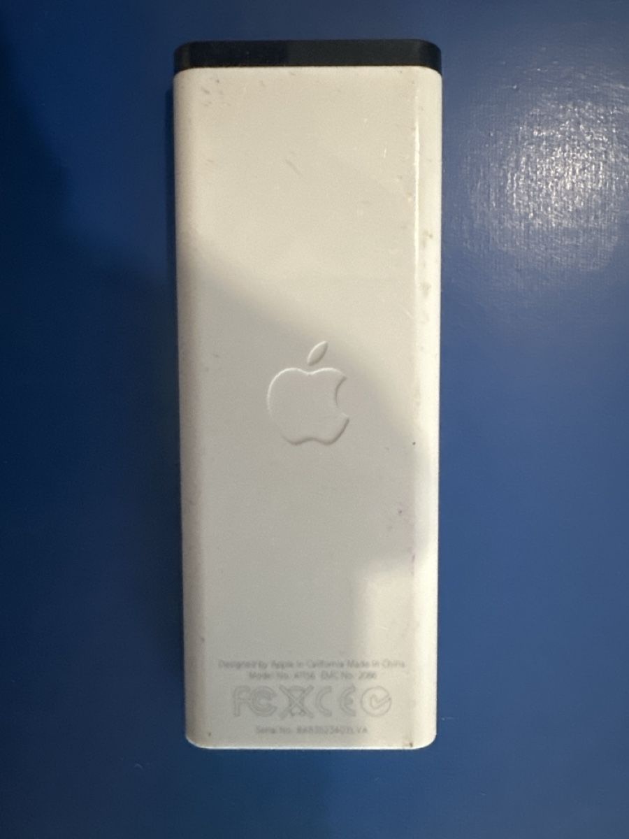 Apple Fernbedienungen: Apple Remote - Original Fernbedienung – Neu (gemäss Beschreibung) aus Bern von Villatech 1
