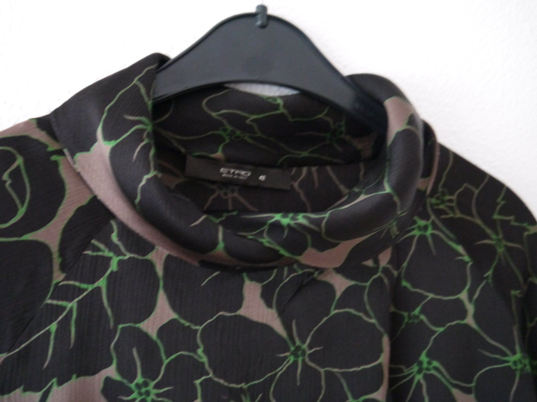 Etro Camicette: ETRO Bluse aus Seide Gr: 42 gross geschnitten – Usato da Hagendorn venduto da Blaf 1