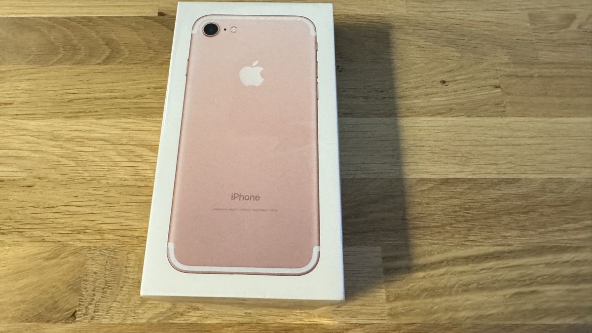 Apple Telefoni cellulari / Smartphones: Sealed iPhone 7 32GB Rosé SELTEN iOS 10 – Nuovo e nell'imballaggio originale da Wolhusen venduto da Fabian_C 2