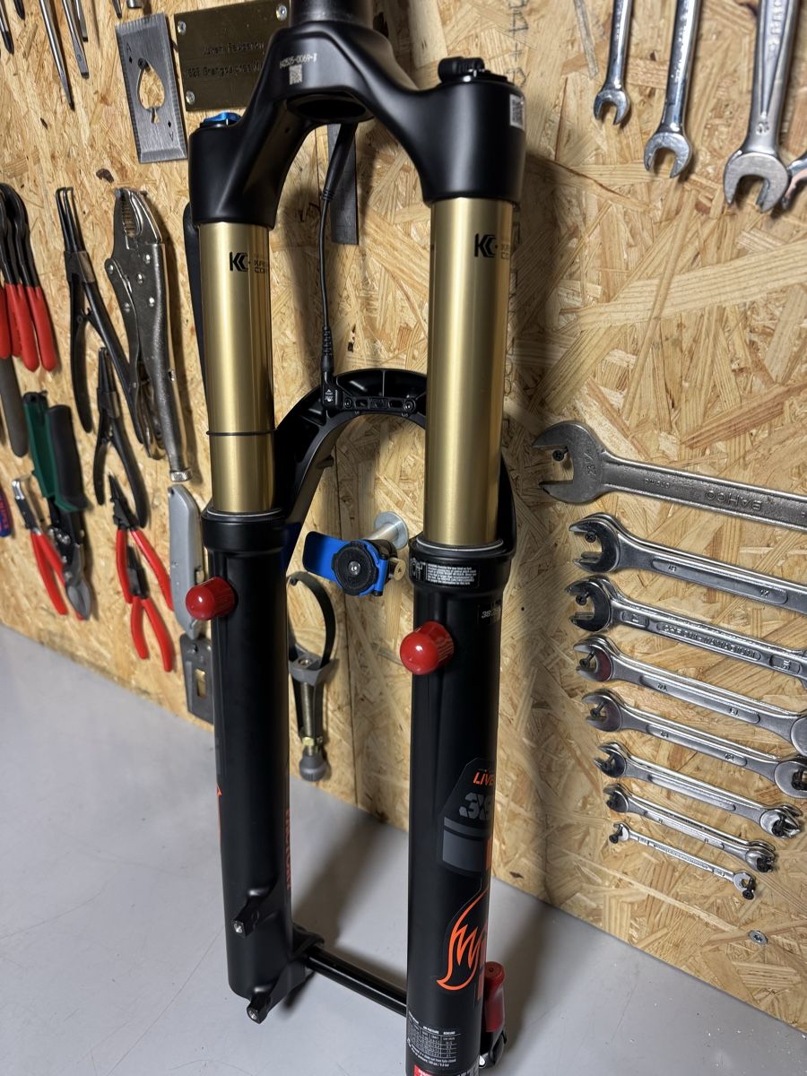 Fox Pezzi di ricambio: Fox 38 Live Valve E-bike - Neuve - Kashima – Nuovo (secondo la descrizione) da Granges-marnand venduto da Julien.f 6