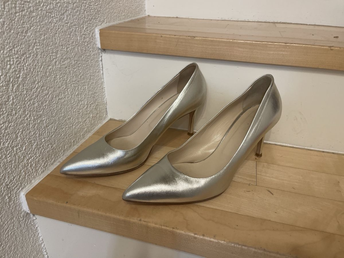 Navyboot Chaussures femmes: Pumps Navyboot silber Grösse 41 Leder gebraucht – D'occasion à Winterthur par 33999966ab