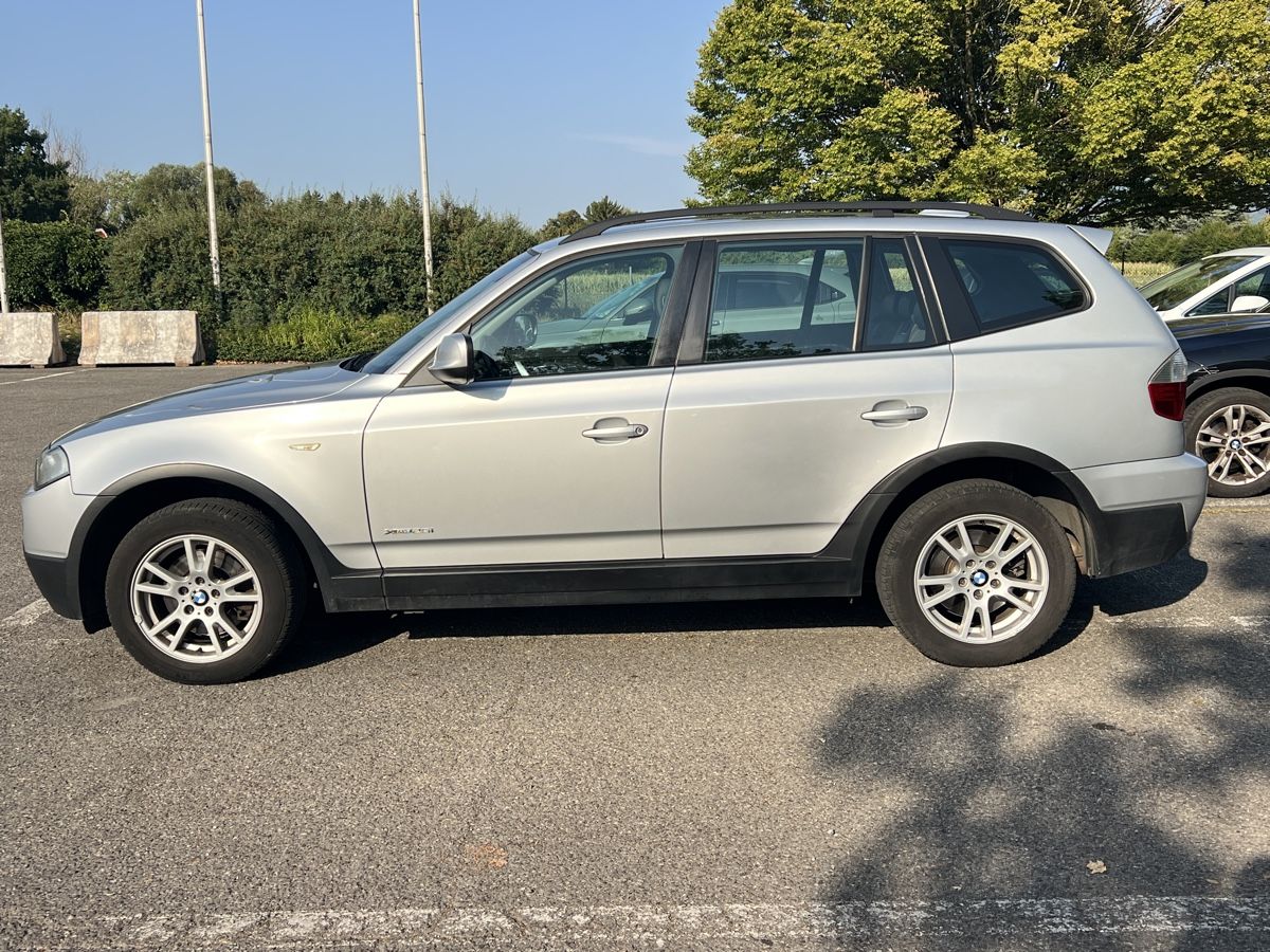 BMW Autos: BMW X3 E83 2.5si – D'occasion à Thônex par lufoto 1