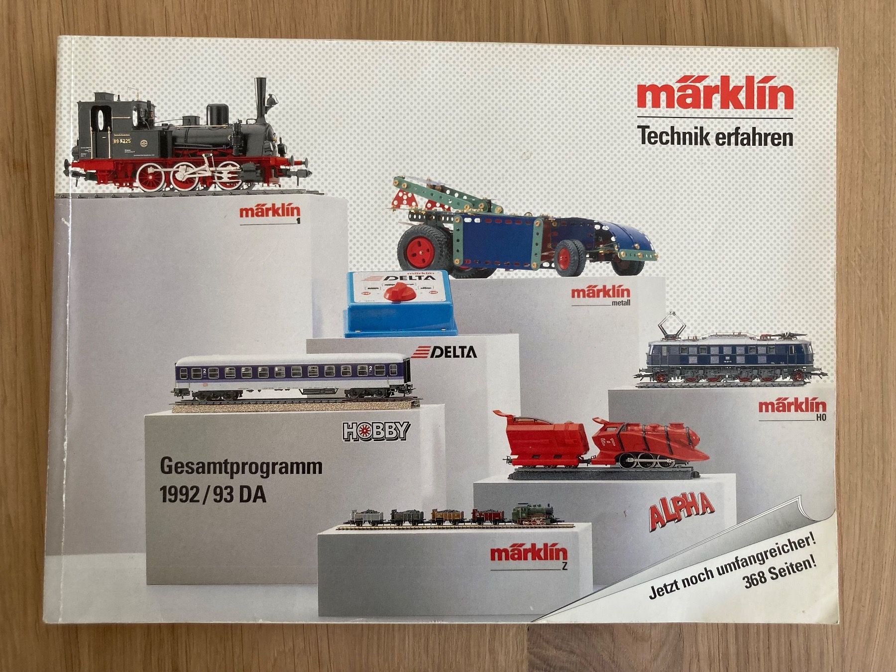 Märklin Documenti: Märklin Katalog 1992/93 – Usato da Zürich venduto da Kue_Zuerich