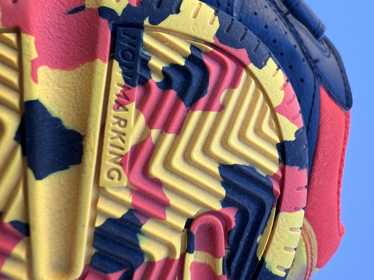 Decathlon Scarpe per ragazzi: Hallenturnschuhe Gr. 34 – Usato da Heiligkreuz (Mels) venduto da fodo 3