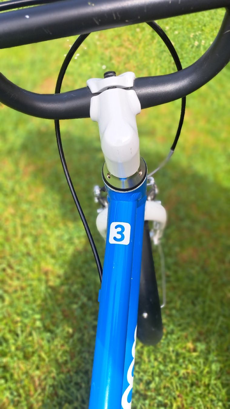 Woom Biciclette: Woom 3 Kinderfahrrad in Blau – Usato da Wetzikon ZH venduto da LTFKL5 9