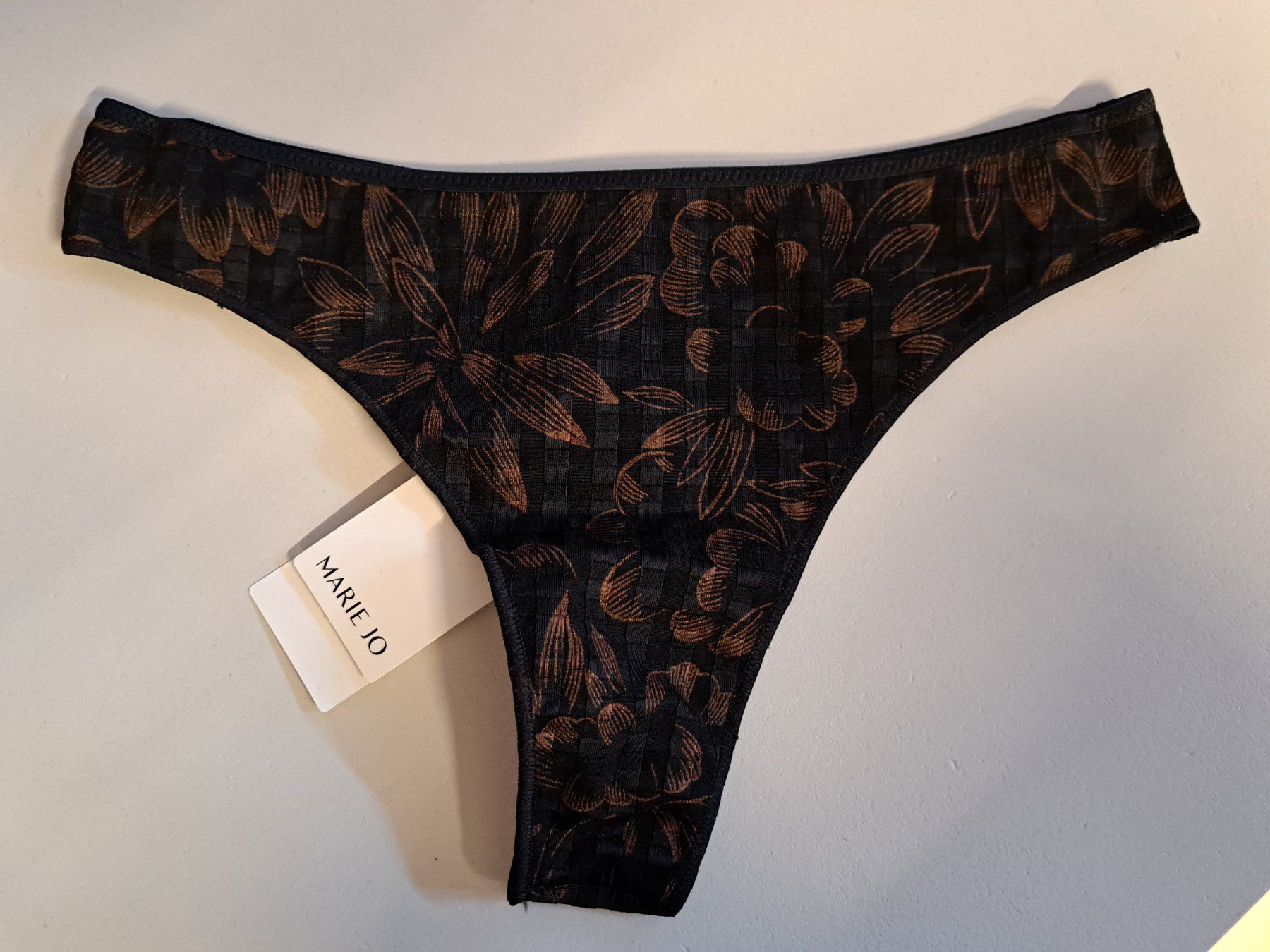 Marie Jo Altra biancheria intima: String 42 Marie Jo – Nuovo (secondo la descrizione) da Gams venduto da inf_lj66