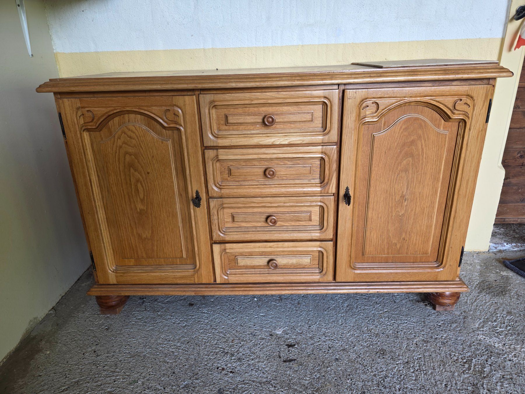 Cassettiere: Holz Sideboard – Usato da Walde AG venduto da kar_k5tm