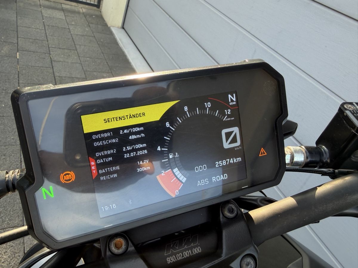 KTM Strasse: KTM Duke 125 Ab Service – Gebraucht aus Bowil von Zapper4 6