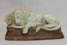 Löwendenkmal Luzern, Porzellan Löwen Figur
