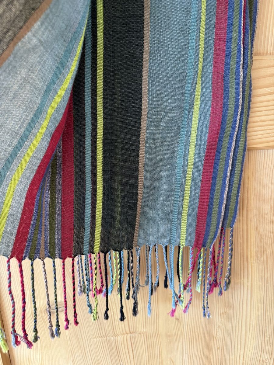 Foulards & écharpes: Carina Schal gestreift – D'occasion à Uster par Hohgant-Schangnau 1