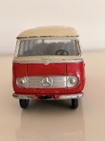 Dinky Toys Mercedes-Benz Bus