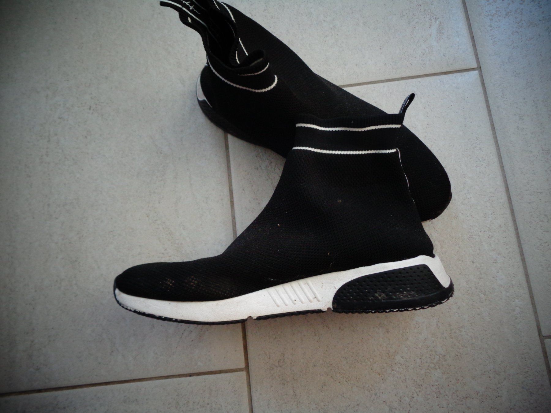 Herrenschuhe: STIEFELETTEN HERREN GR.44 – Gebraucht aus Rotkreuz von Samballi 2