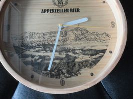 schöne Appenzeller Bier Wanduhr