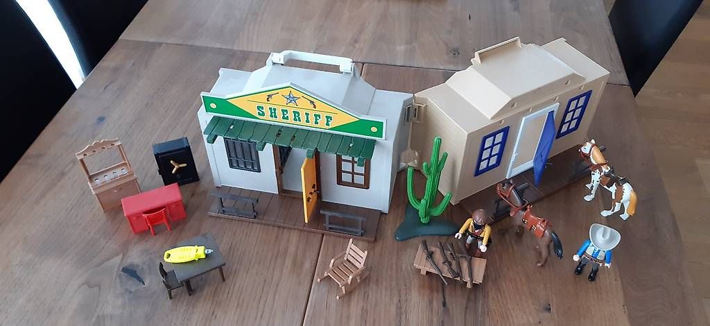 Jouets: Playmobil Sheriff – D'occasion à Rüfenacht par furka45 1