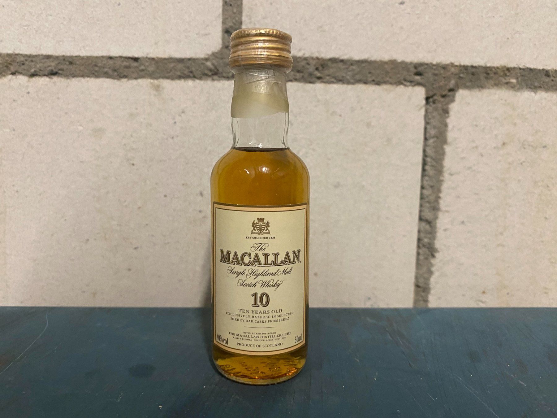 Macallan Bevande alcoliche: Macallan 10yo Sherry 2000s Miniature – Nuovo e nell'imballaggio originale da Mönchaltorf venduto da Drammer