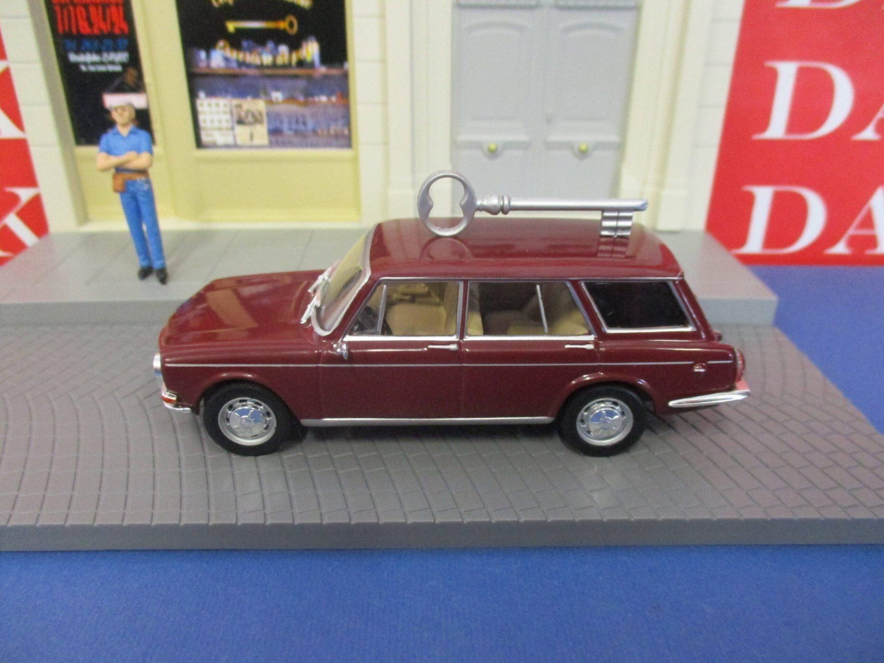 Simca Modellautos: Simca 1501 Special Break Phase III 1972-1976 dunkelrot – Neu und originalverpackt aus Gerlafingen von espero88 3
