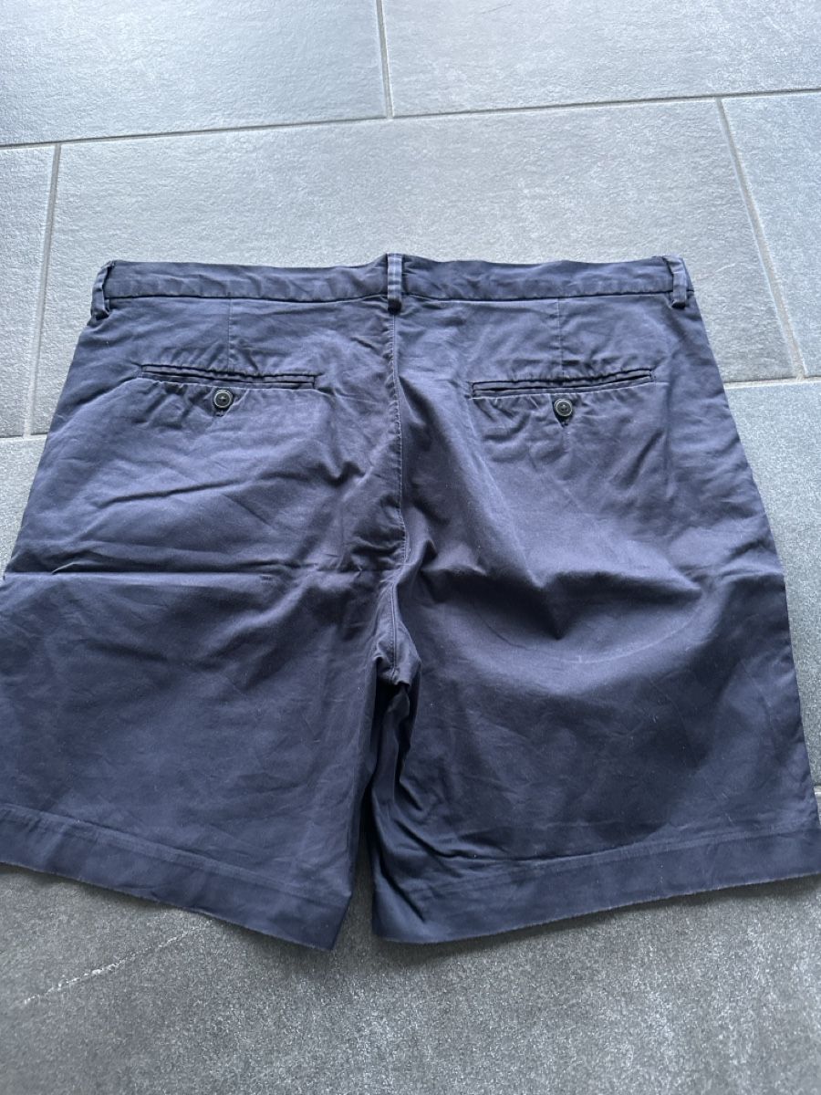 H&M Hosen: H&M Shorts marineblau Gr. 36 – Gebraucht aus Wileroltigen von torro11 2