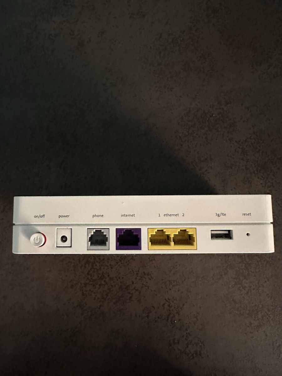 Swisscom Modems & Routeurs: Swisscom Internet Box light – D'occasion à Rafz par irbis42 1
