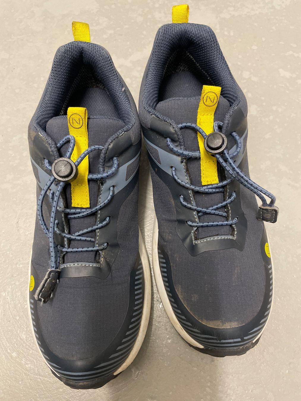 46 Nord Scarpe per ragazzi: 46 Nord Schuhe Gr. 37 – Usato da Horgen venduto da Abeille80