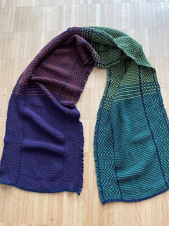 Foulards & écharpes: Schal Handgestrickt – Neuf (Voir description) à Hinterkappelen par Allabianca 1