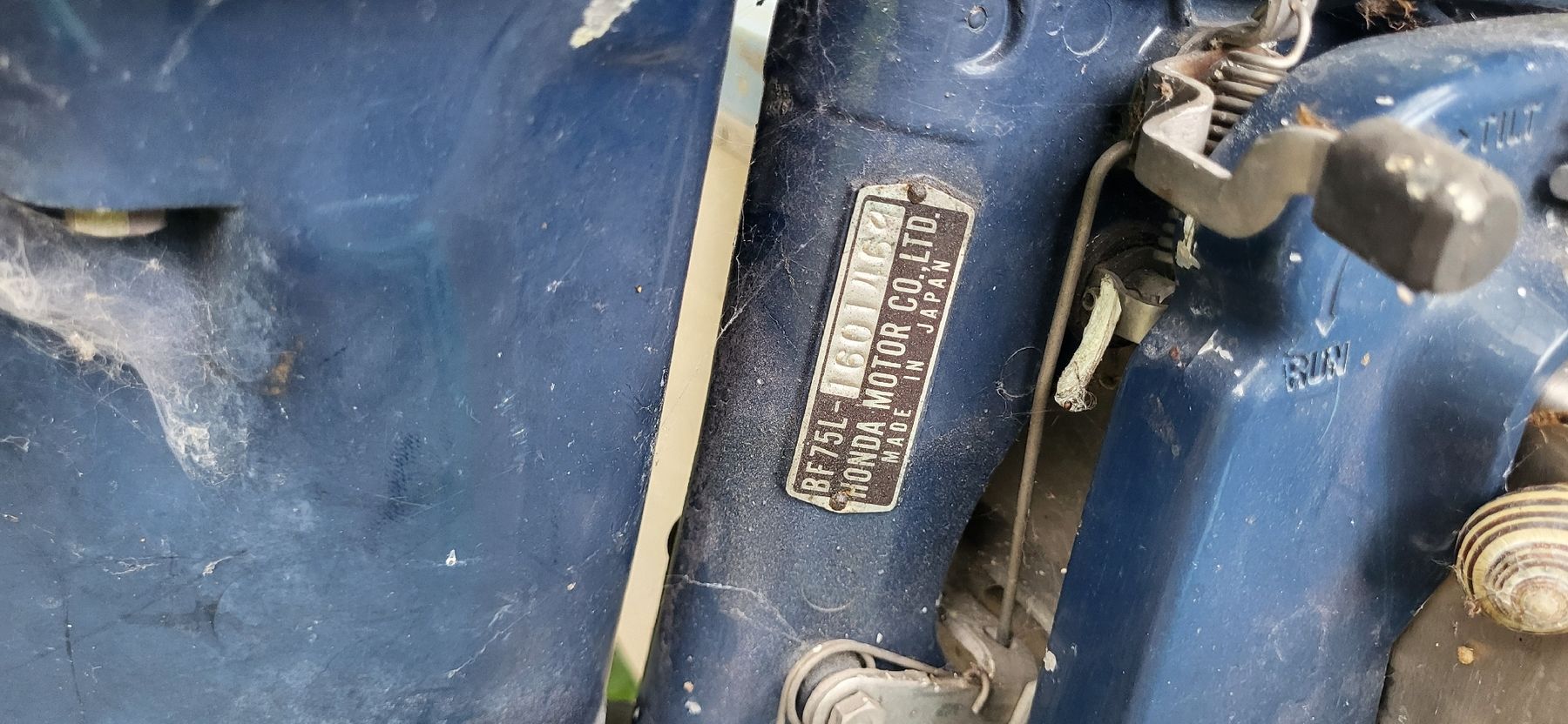 Barche: Bateau sur remorque à restaurer – Usato da Rennaz venduto da pyrostyle 4
