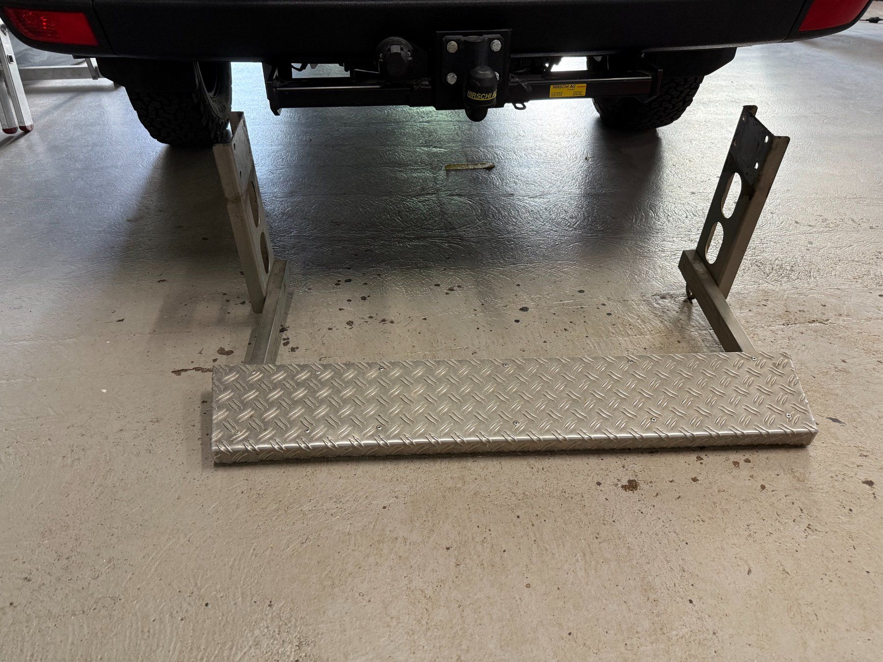 Mercedes-Benz Accessori per altri veicoli: Trittstufe Mercedes Sprinter – Usato da Aadorf venduto da helbling88 1