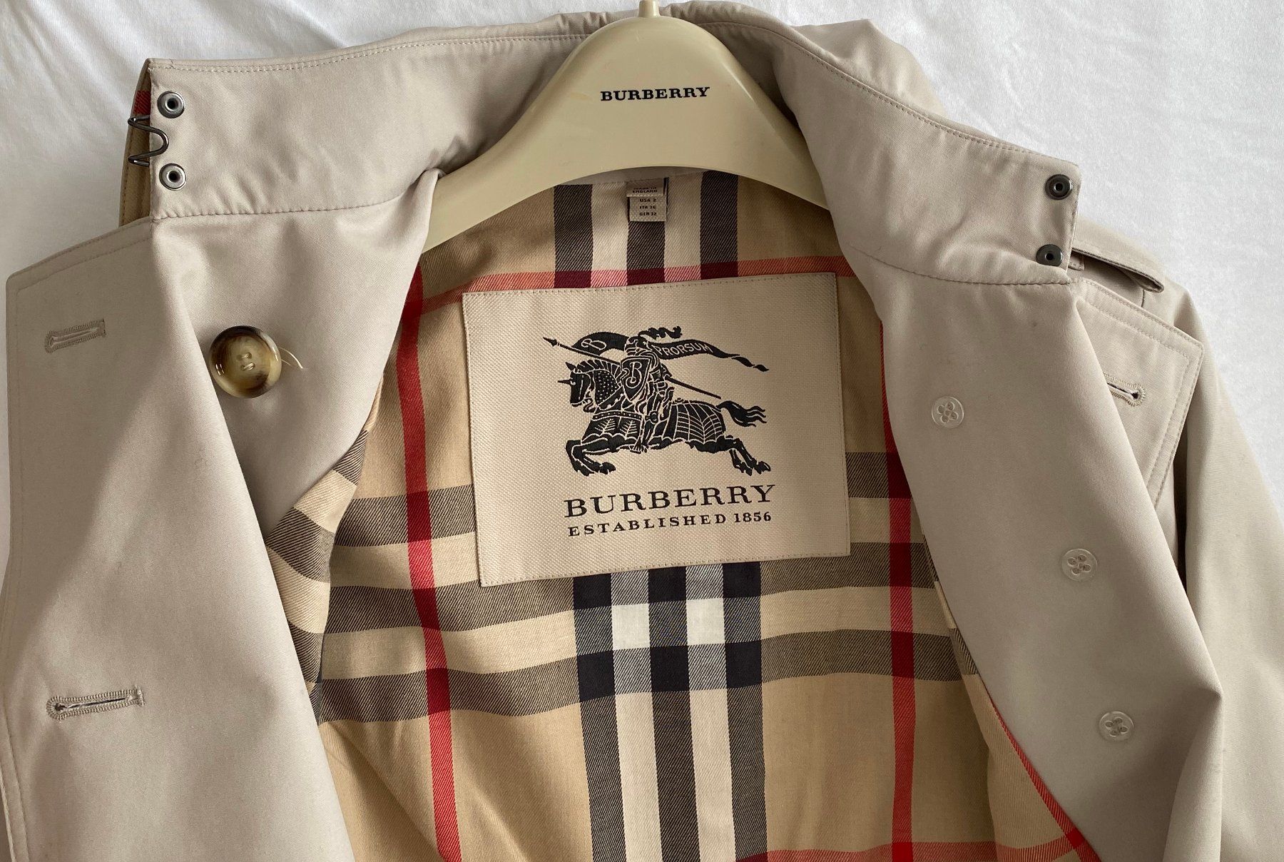 Burberry Cappotti: Burberry trench coat – Nuovo (secondo la descrizione) da Zurich venduto da ogidko 1