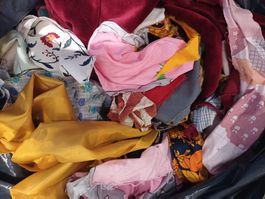 Viele, viele bunte Stoffreste, ca. 5 kg