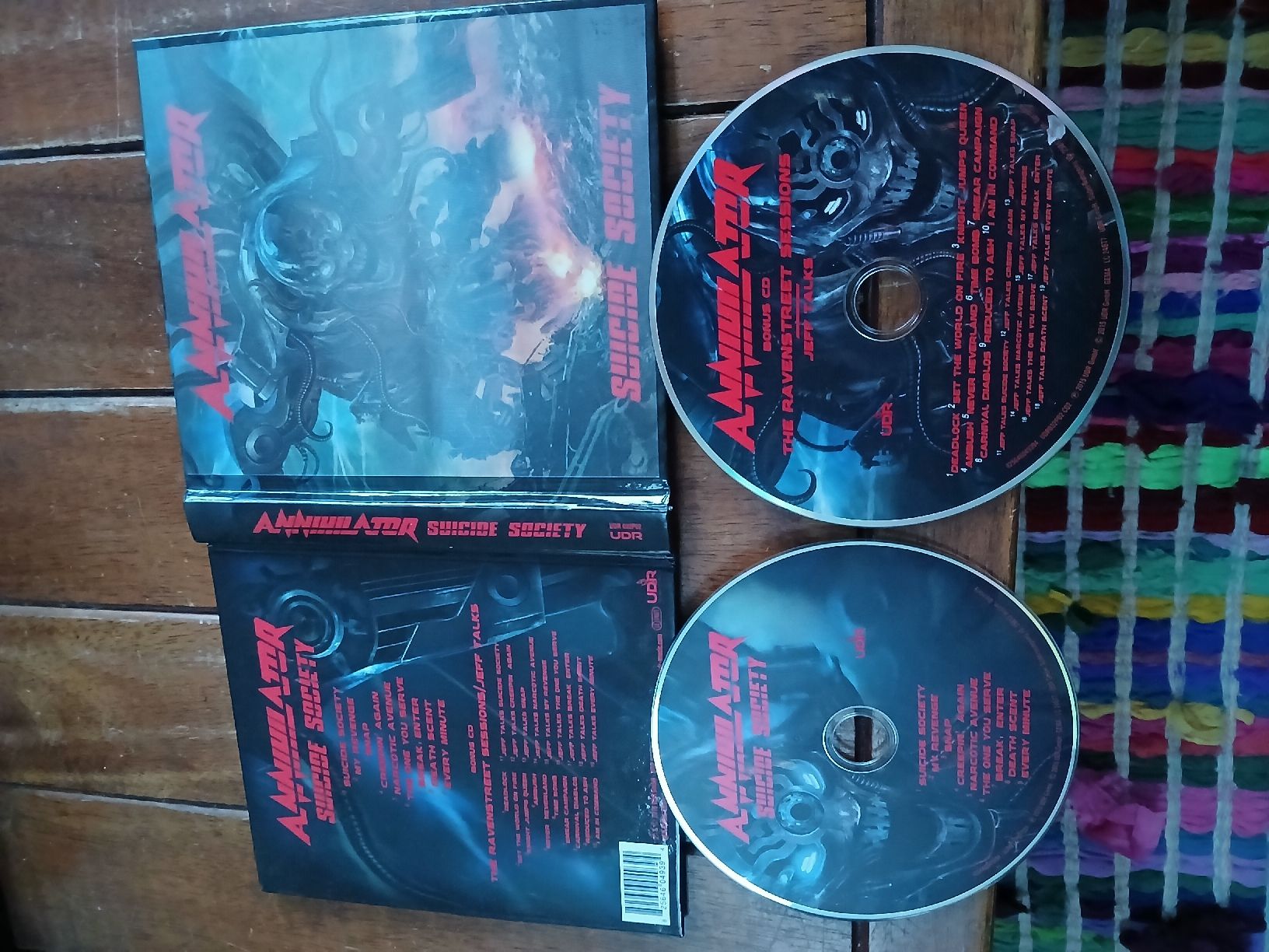 CD: annihilator- suicide...(Ltd ecolbook 2 cd) – Usato da St-Cergue venduto da VeganWarrior