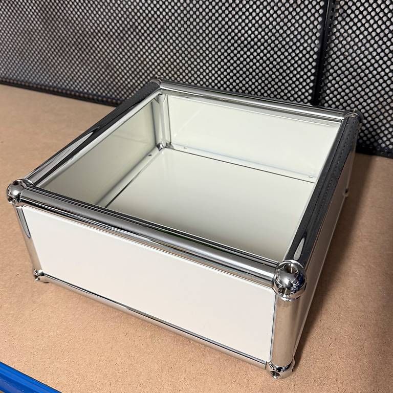 USM Altro in Decorazioni & Accessori: USM Catchall / Everyday Tray  Weiss – Usato da Schalunen venduto da Schwende2 1