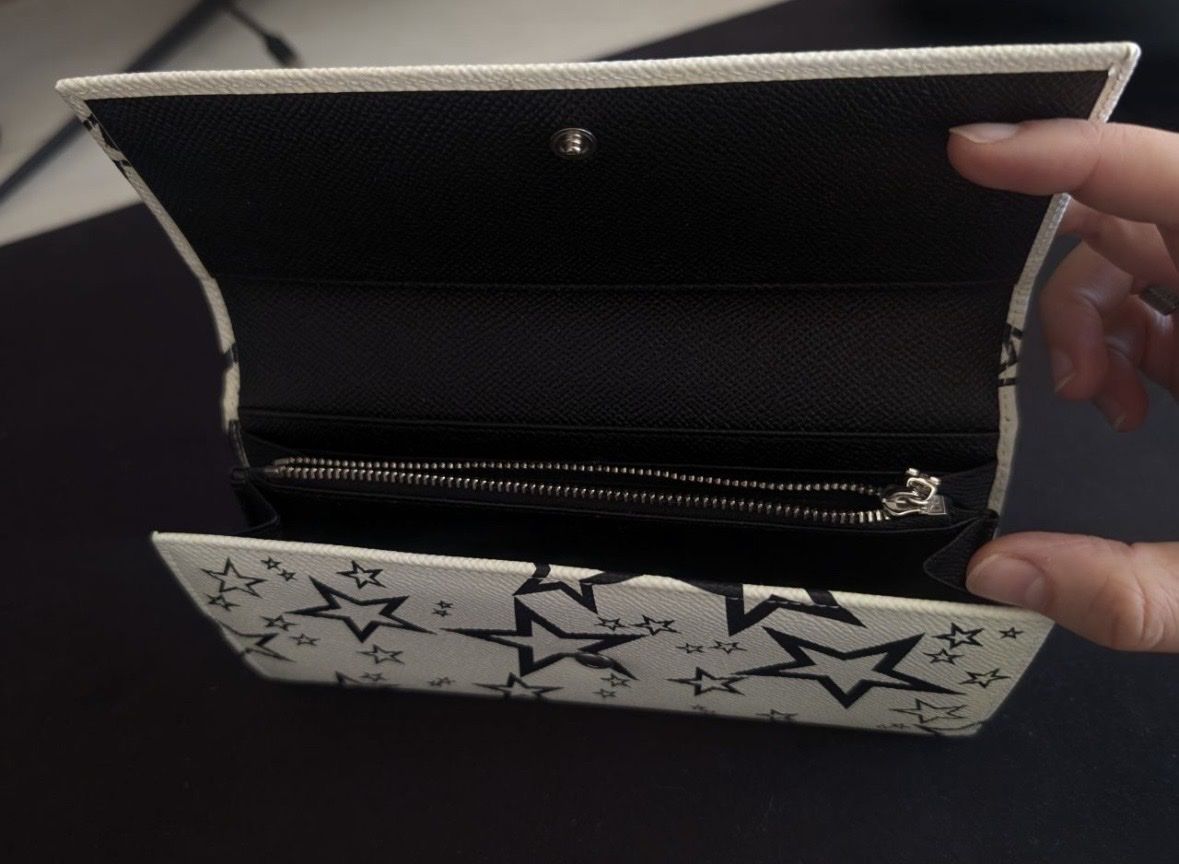 Dolce & Gabbana Portamonete: Dolce & Gabbana Star Wallet - NEW – Nuovo (secondo la descrizione) da Versoix venduto da Bazanchiklovalova 2