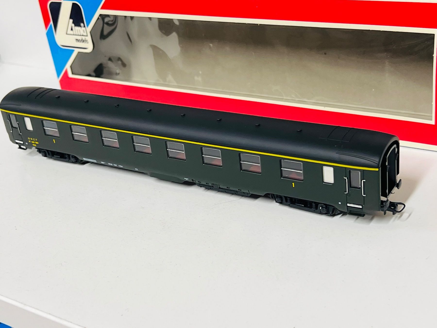 Lima Modellini di ferrovie: Lima  30 9148 SNCF 1.Kl. H0 DC – Usato da Geroldswil venduto da TopTrain54 5