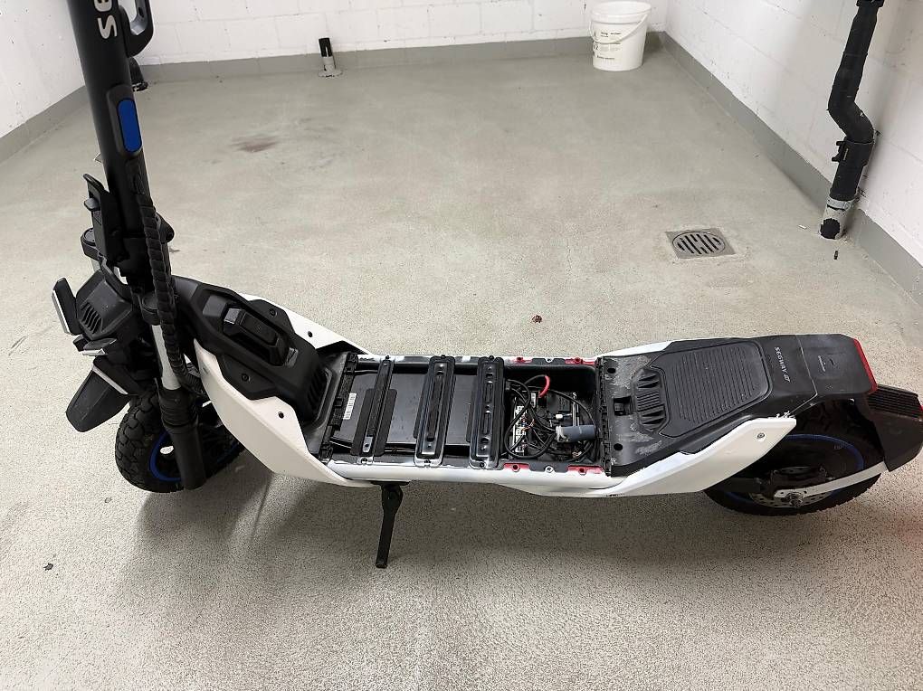 Scooter: Segway Zt3 Pro Bastlerstück – Usato da Engelburg venduto da Suneschii2005 2
