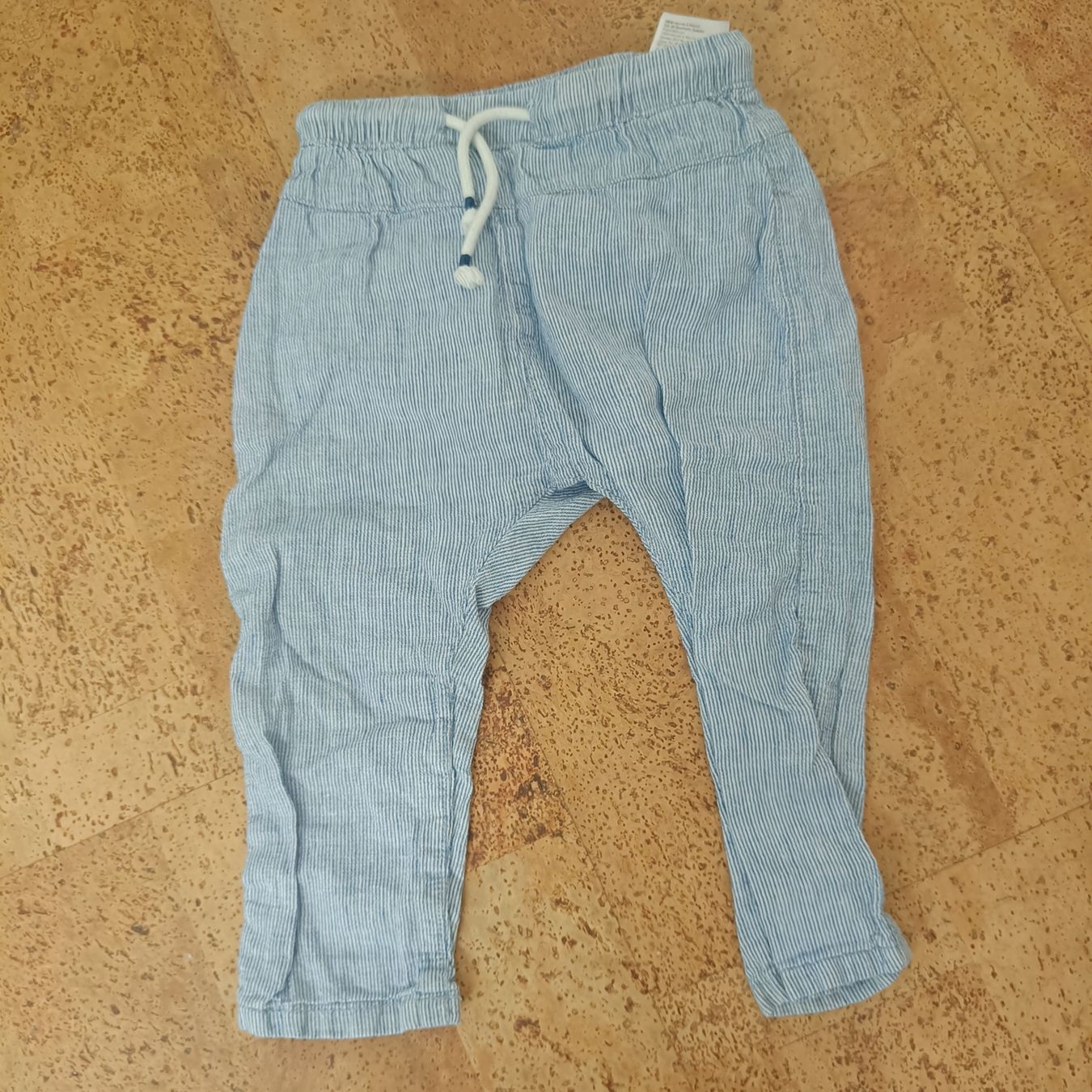 H&M Hosen: Hose Grösse 86 – Gebraucht aus Jaberg von urig17.