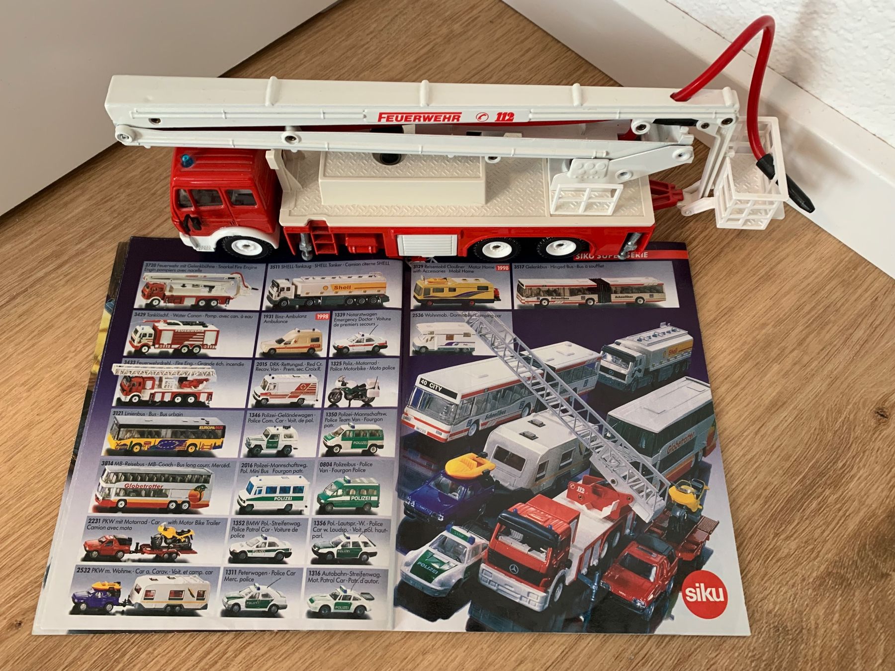 Siku Giocattoli: Siku Feuerwehr – Usato da Reinach AG venduto da Renaultpower 2