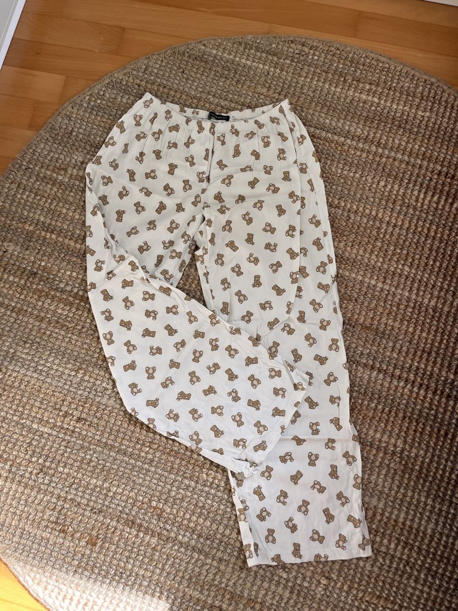 Negligees & Pigiami: Pyjama Hose Brandy Melville  – Usato da Neudorf venduto da wen_9jfq