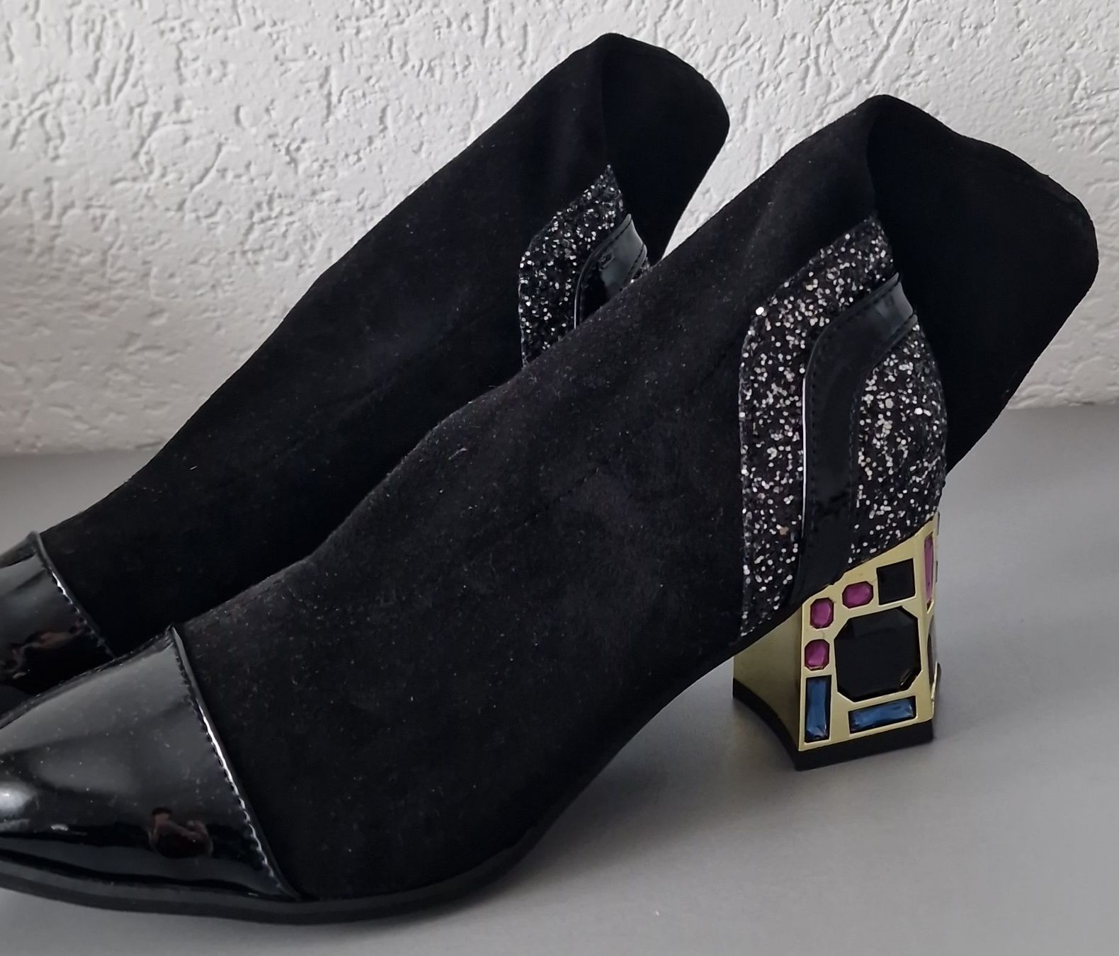 Damenschuhe: Stylische Stiefeletten Gr. 40 – Neu (gemäss Beschreibung) aus Ottenbach von Claurin