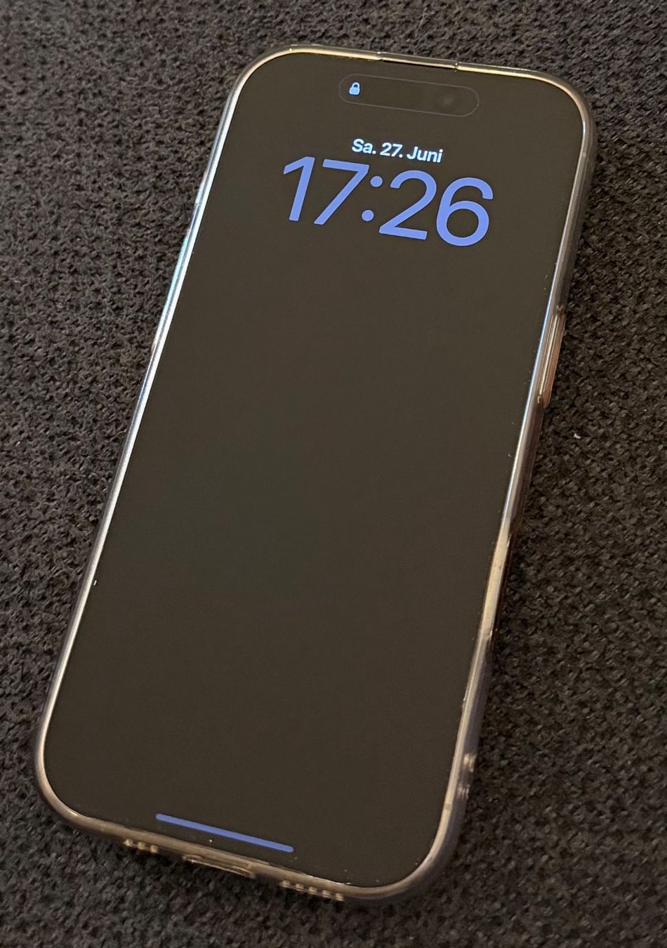 Apple Telefoni cellulari / Smartphones: Iphone 16 Pro – Usato da Regensdorf venduto da CelineBu 2