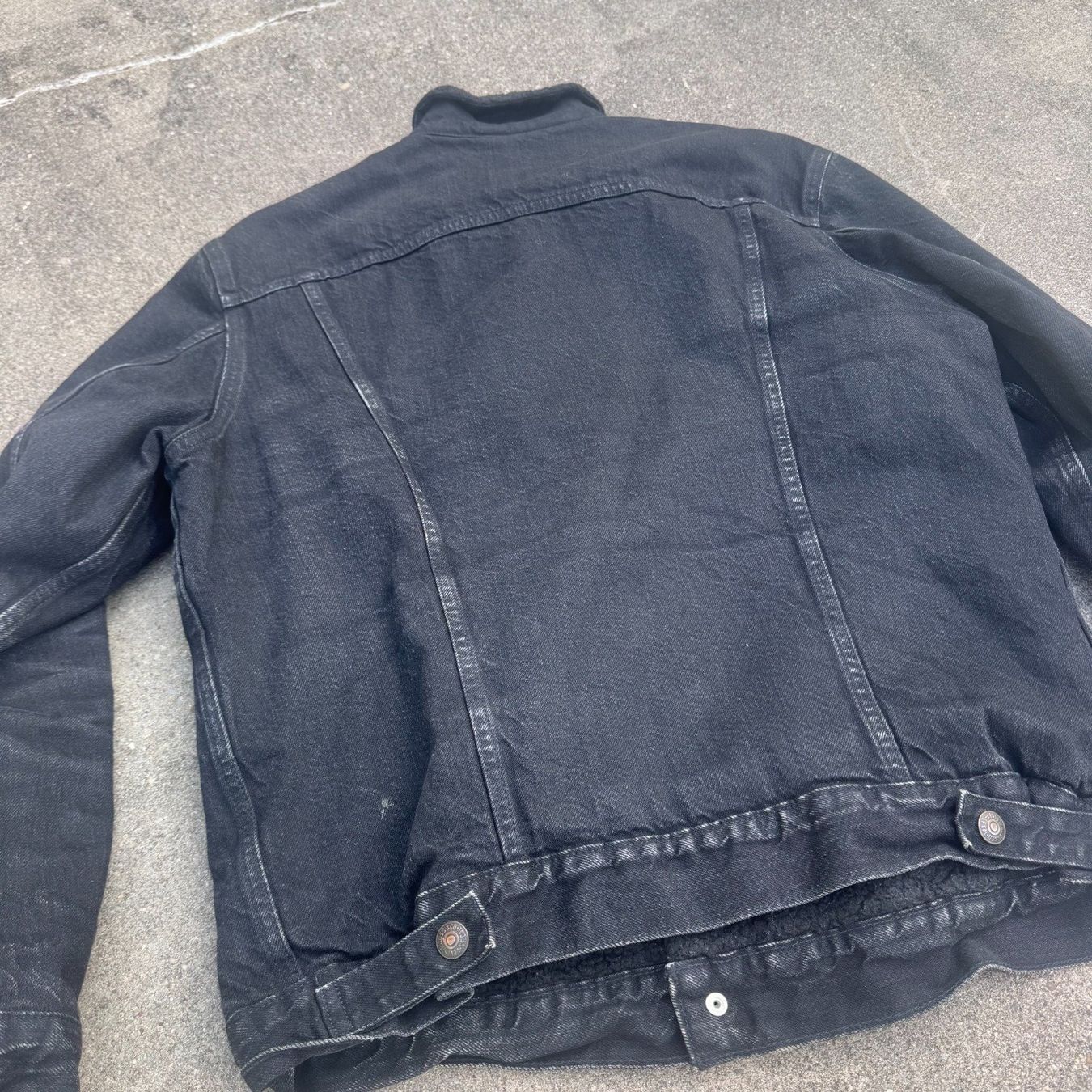 Levi's Jacken: Levi Strauss black fluffy denim jacket – Gebraucht aus St. Gallen von sourced_limited 4