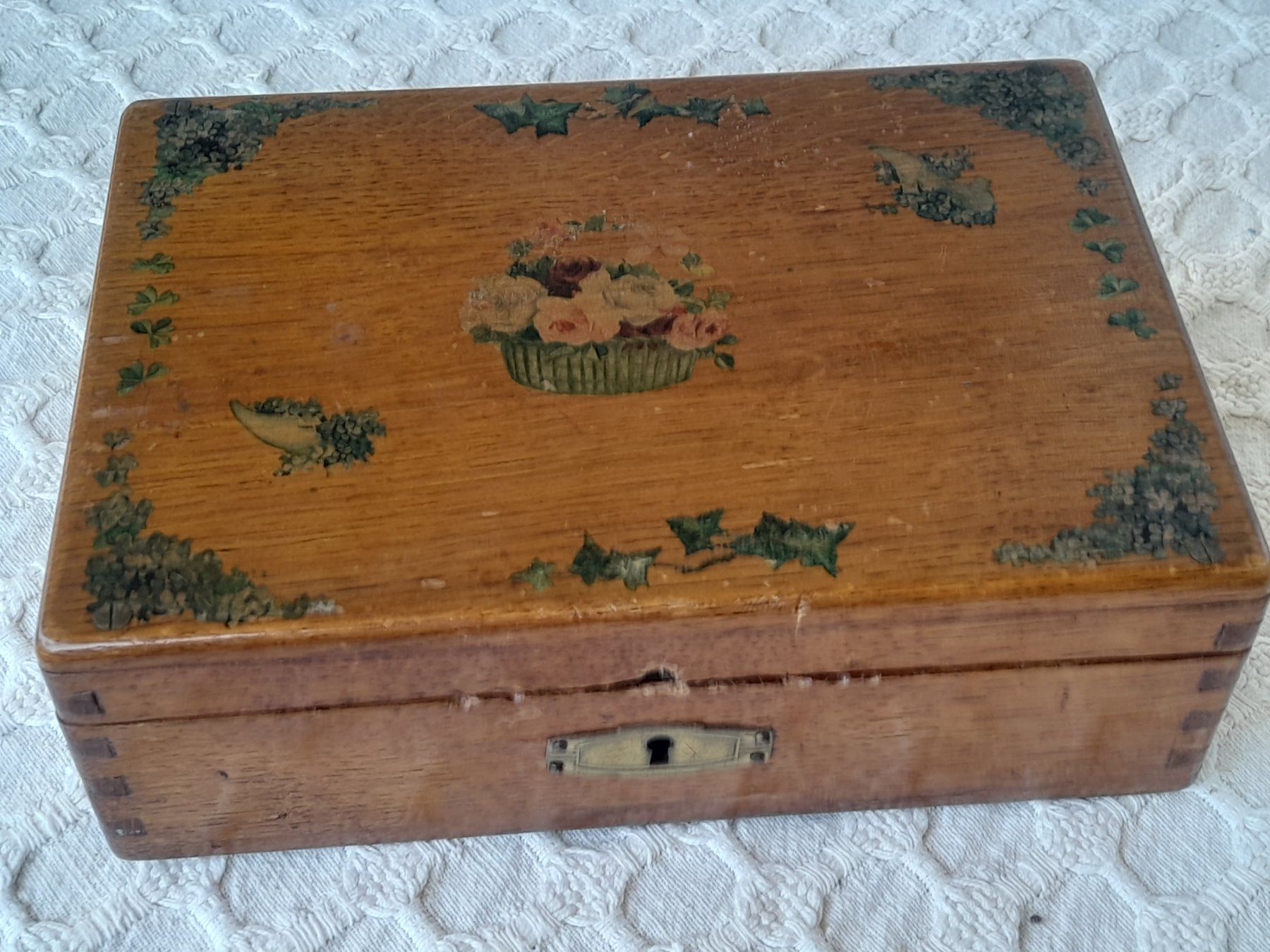 Barattoli: antike Holzbox/Schatulle – Usato da Thun venduto da Treff.....e 9