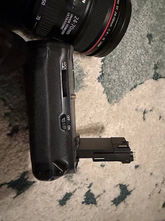 Canon Fotocamera: Canon EOS 6D + 2x L Objektive + Tasche Profi Set – Usato da Wettingen venduto da Raffi2020 2