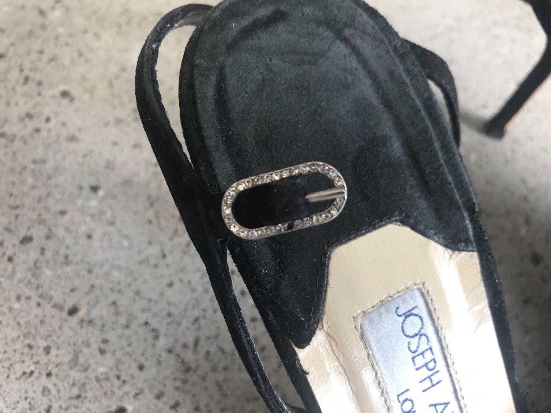 Scarpe da donna: Edle Pumps mit Federn, Gr. 39,5 – Usato da Richterswil venduto da Solemare47Nicole 3