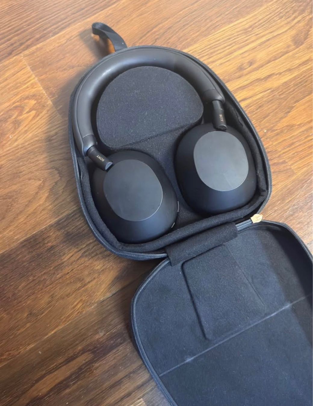 Sony Cuffie: SONY WH-1000X M5 – Usato da Frümsen venduto da tattoonn 1