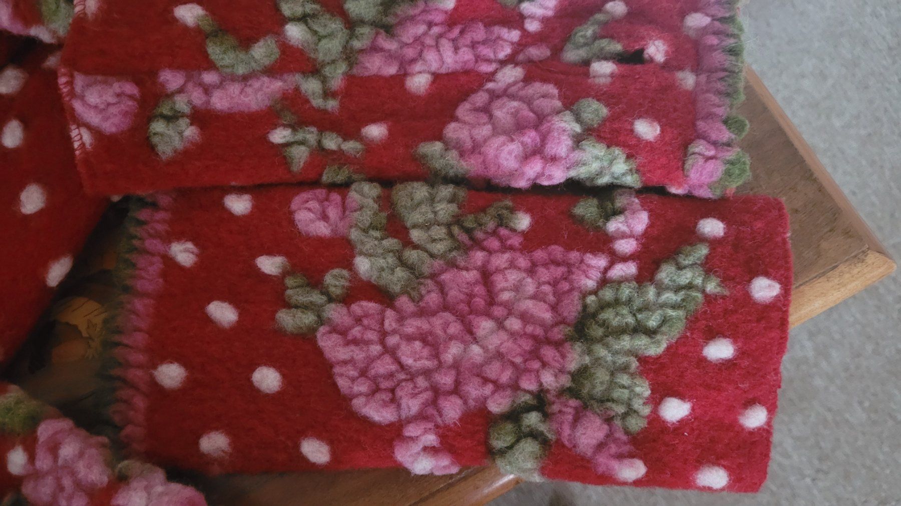 Vestes: Märchenhafte Wolle 5Teilig Precious – Neuf (Voir description) à Winterthur par Wohnhaus 8