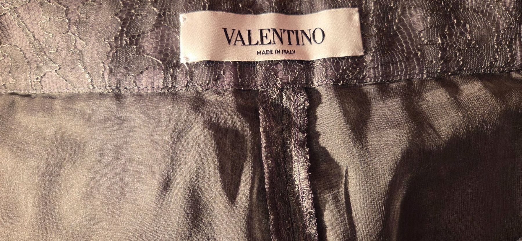 Valentino Pantaloni: Hose aus Spitze VALENTINO Gr.40 – Nuovo e nell'imballaggio originale da Wettswil venduto da doe_x6nz 1