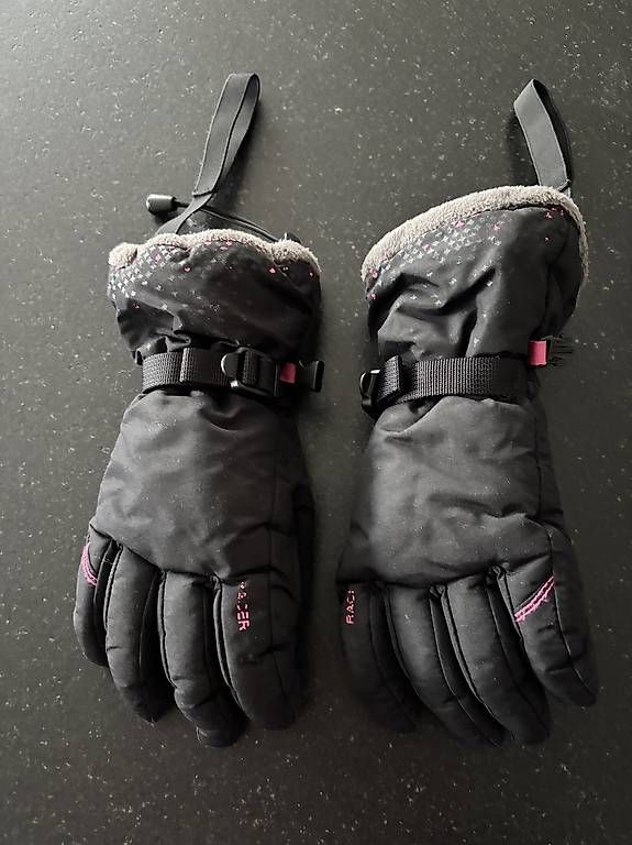 Guanti: Gants Racer filles ski 12 ans – Usato da Vufflens-la-Ville venduto da floschlier