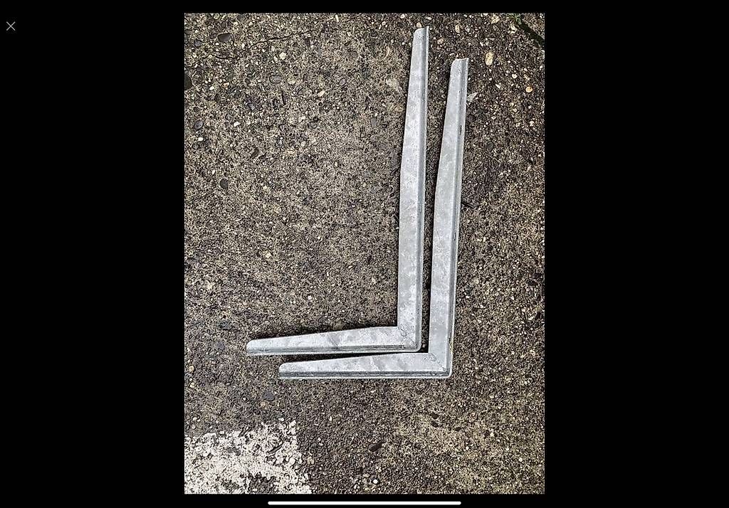 Tutti gli attrezzi: Équerre 300x550mm – Usato da Chexbres venduto da pierre06