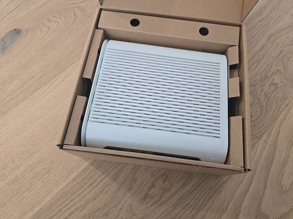 Modem & Router: Zyxel EE5301 – Usato da Hombrechtikon venduto da KgDingeling 2