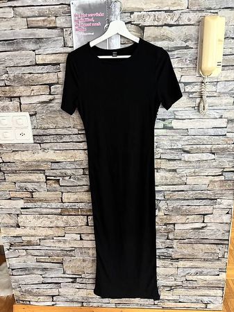 Kleid lang eng schwarz Gr.36